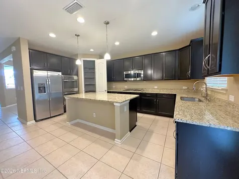 4578 Silverthorn Drive Jacksonville FL 32258