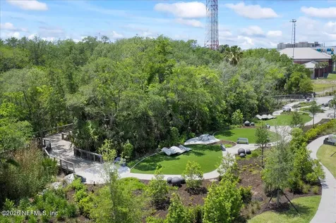 1928 Prudential Drive Jacksonville FL 32207