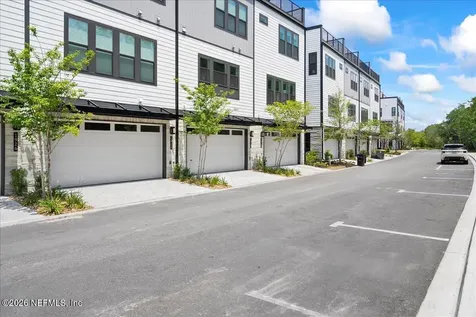 1928 Prudential Drive Jacksonville FL 32207