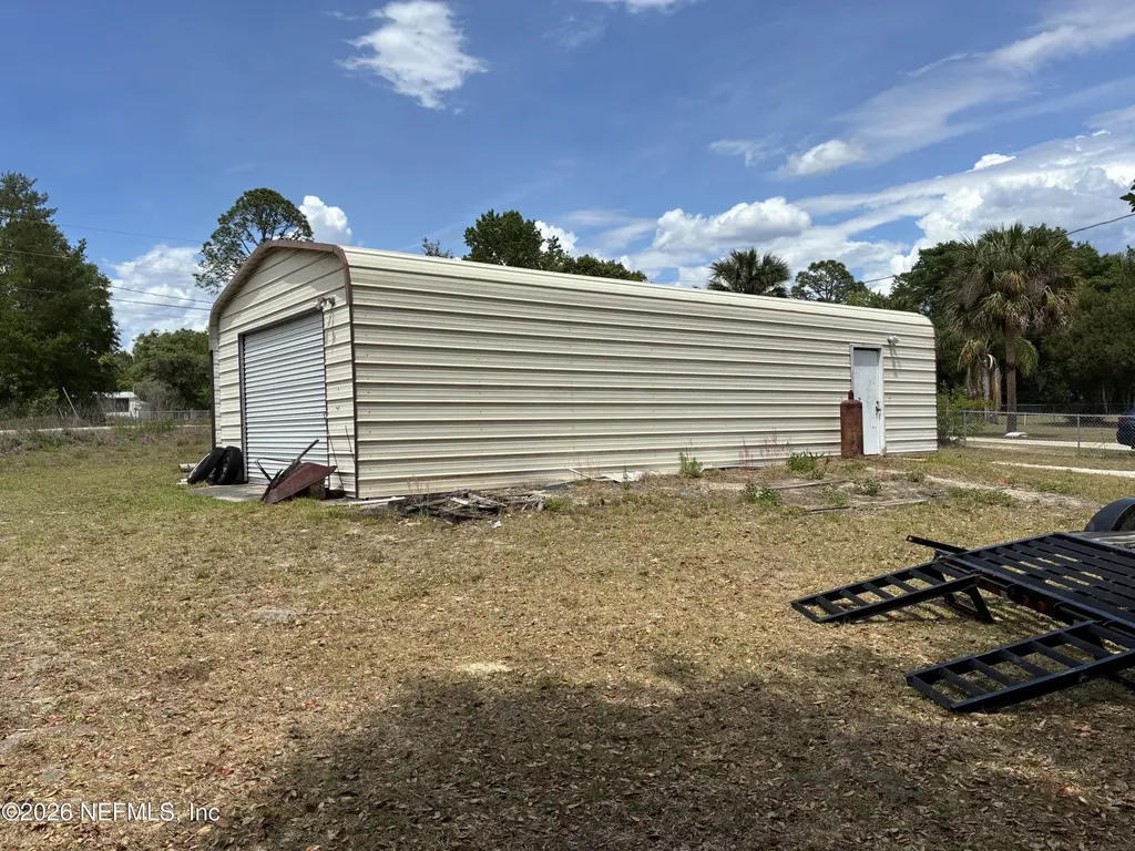 121 Church Lake Drive Interlachen FL 32148