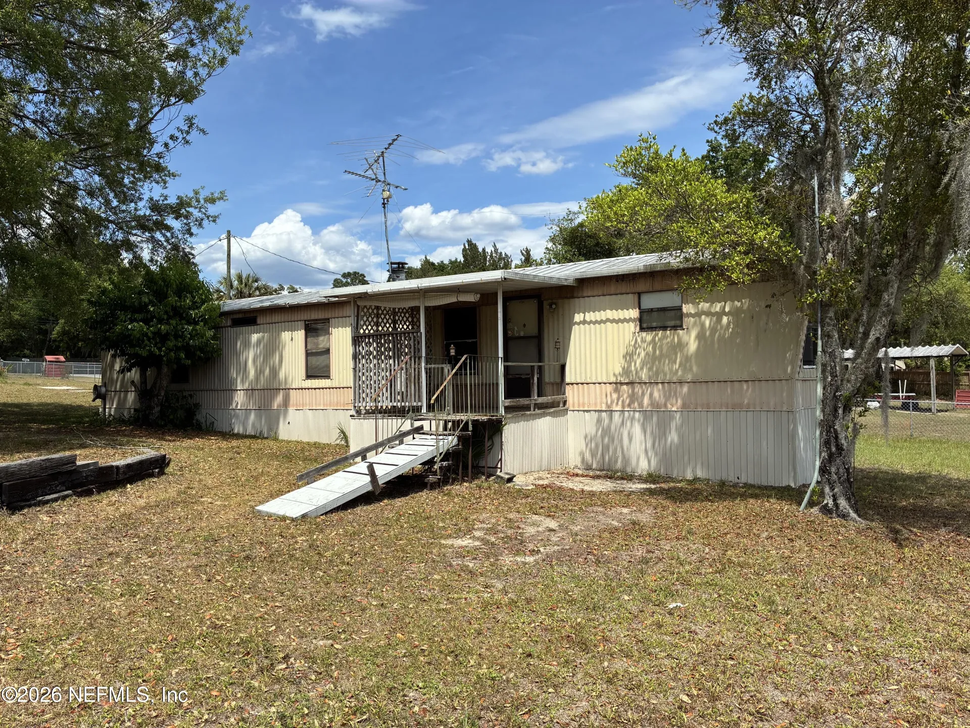 121 Church Lake Drive Interlachen FL 32148