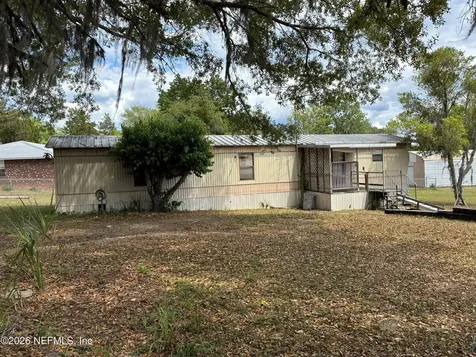 121 Church Lake Drive Interlachen FL 32148