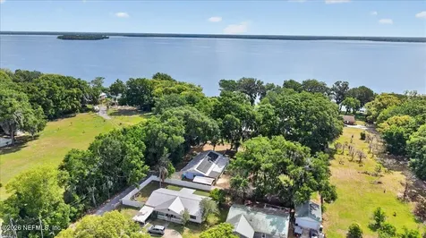 535 S Prospect Street Crescent City FL 32112