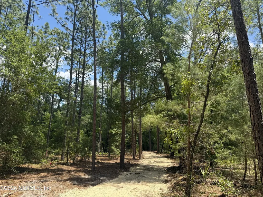 Xxx Leisure Place Interlachen FL 32148
