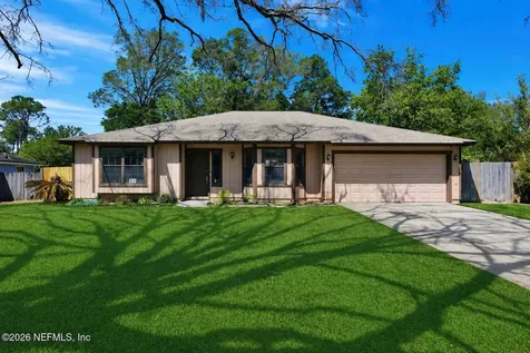 6420 Diamond Leaf Court N Jacksonville FL 32244