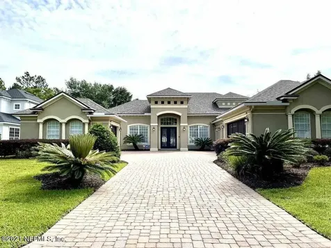 2456 Den Street St. Augustine FL 32092