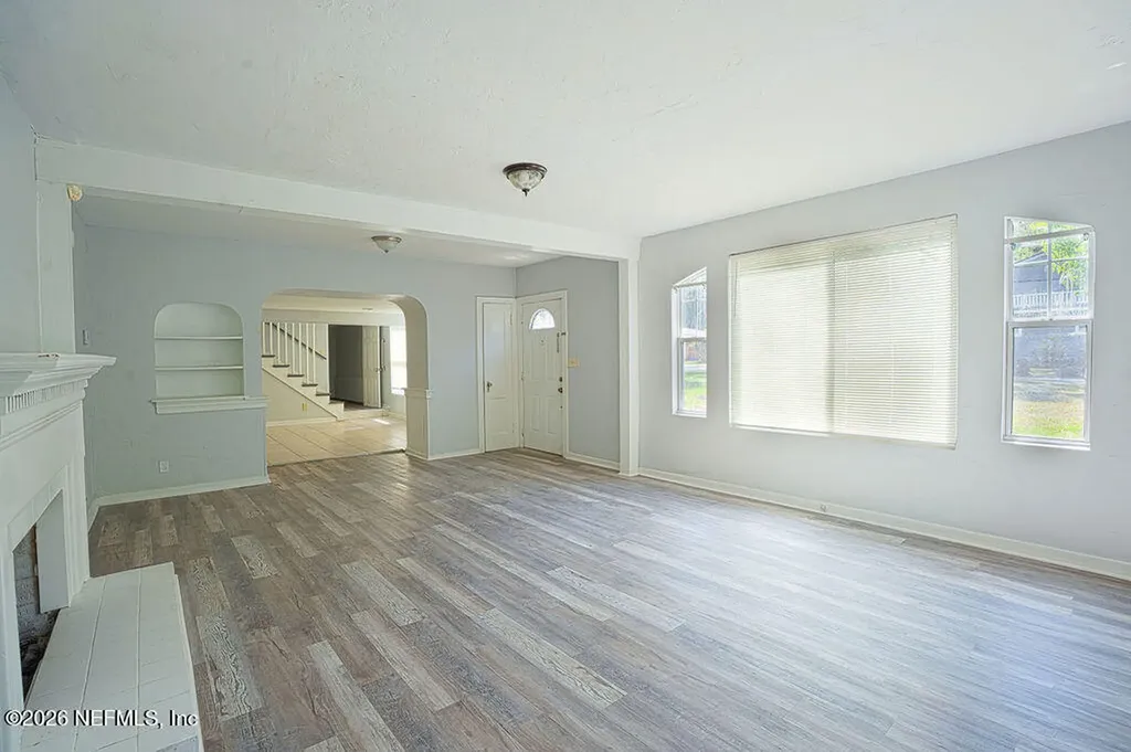 2233 Schumacher Avenue Jacksonville FL 32207