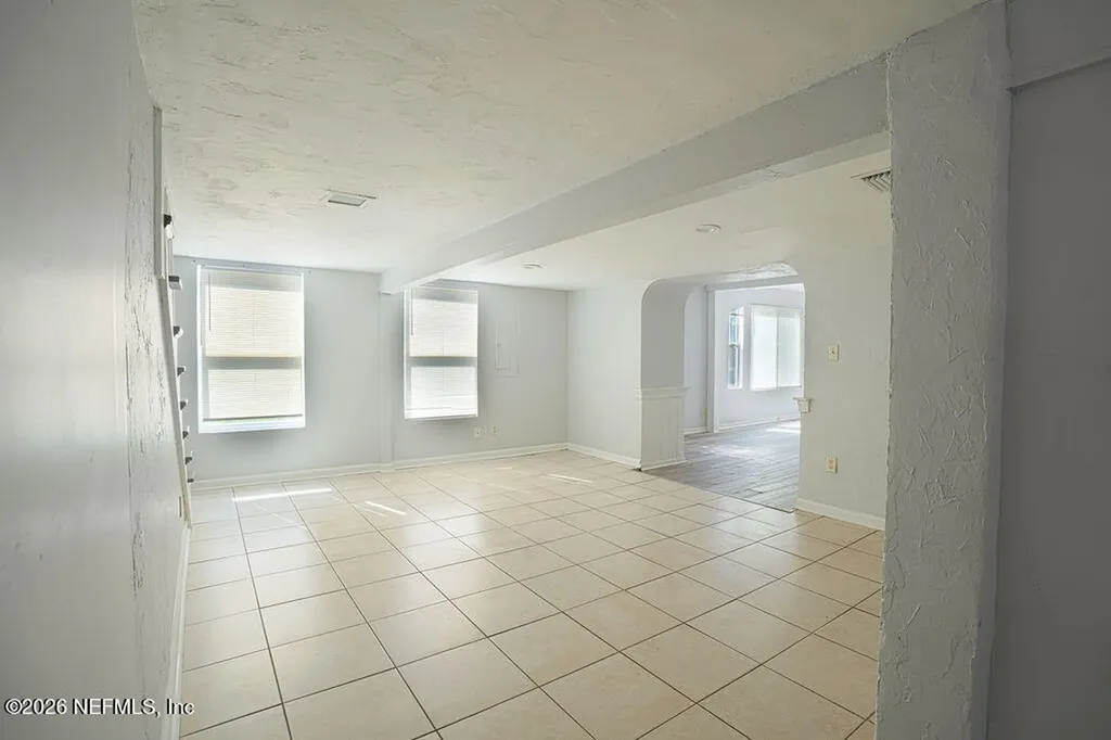 2233 Schumacher Avenue Jacksonville FL 32207