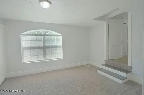2233 Schumacher Avenue Jacksonville FL 32207