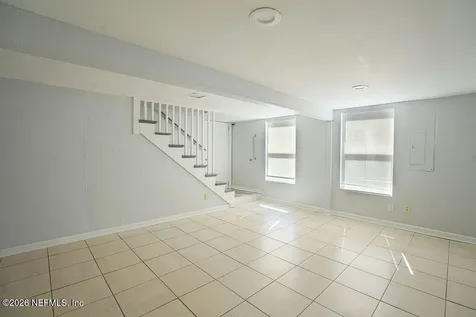 2233 Schumacher Avenue Jacksonville FL 32207