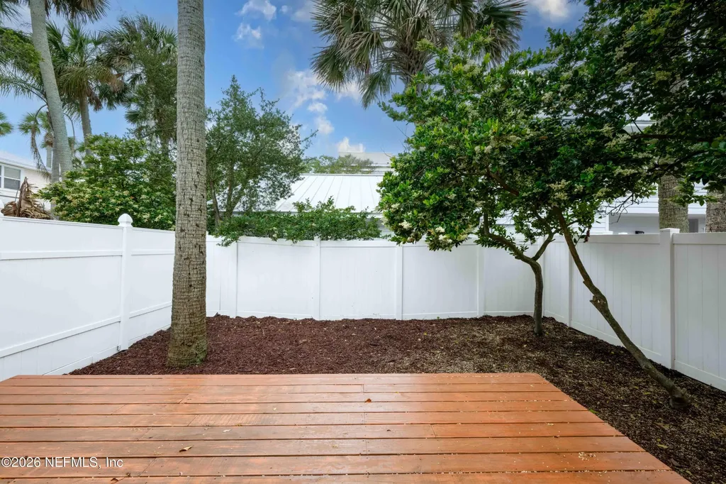 176 E East Coast Drive Atlantic Beach FL 32233