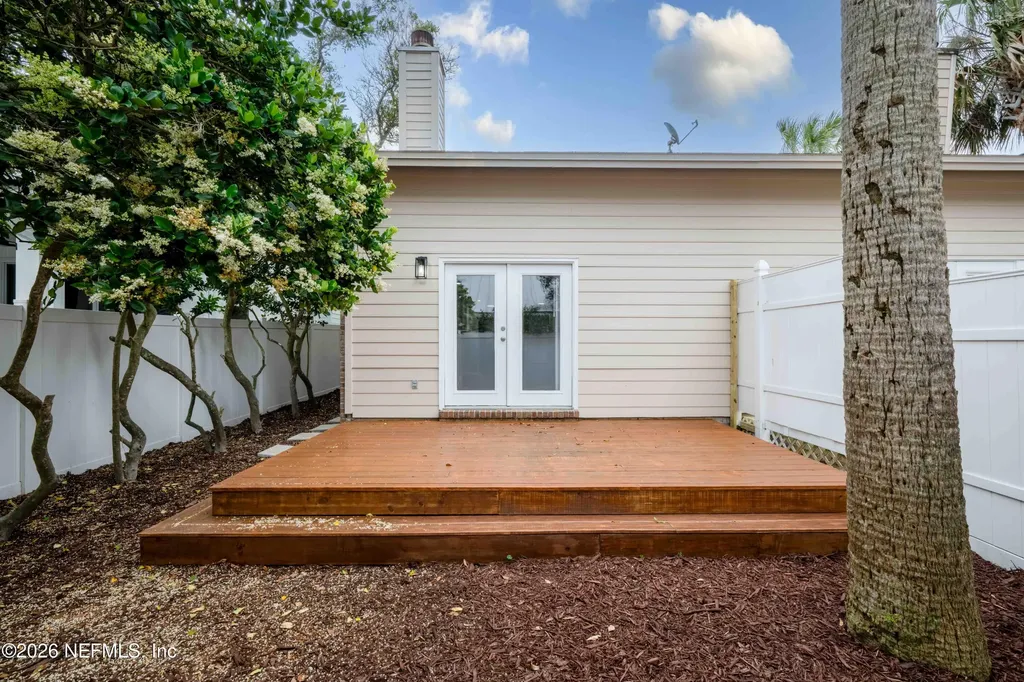 176 E East Coast Drive Atlantic Beach FL 32233