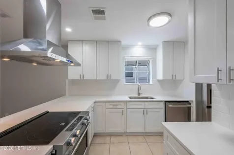 176 E East Coast Drive Atlantic Beach FL 32233