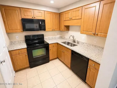 5811 Atlantic Boulevard Jacksonville FL 32207