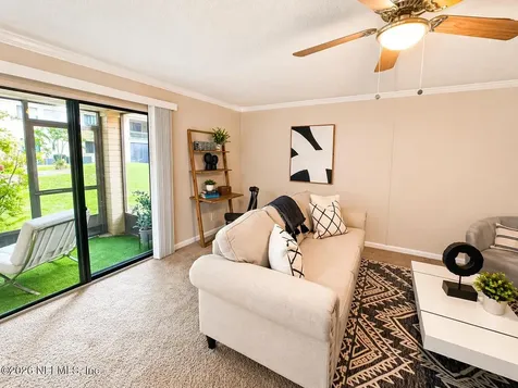 5811 Atlantic Boulevard Jacksonville FL 32207