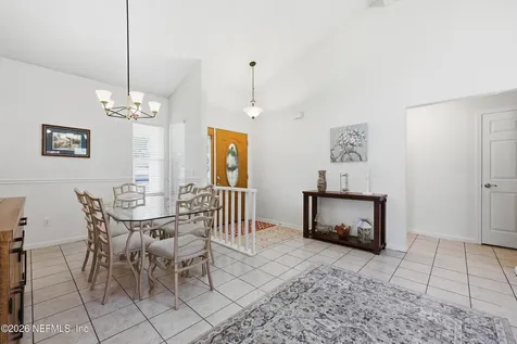 5327 Racoon Ridge Court Jacksonville FL 32258