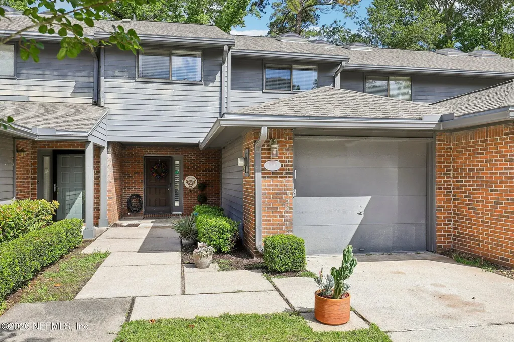 4145 Quiet Creek Loop Middleburg FL 32068