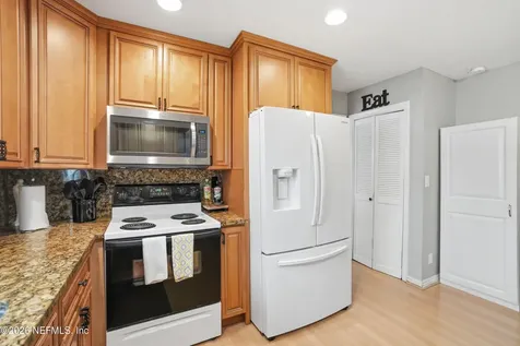 2611 Water Bluff Drive Jacksonville FL 32218