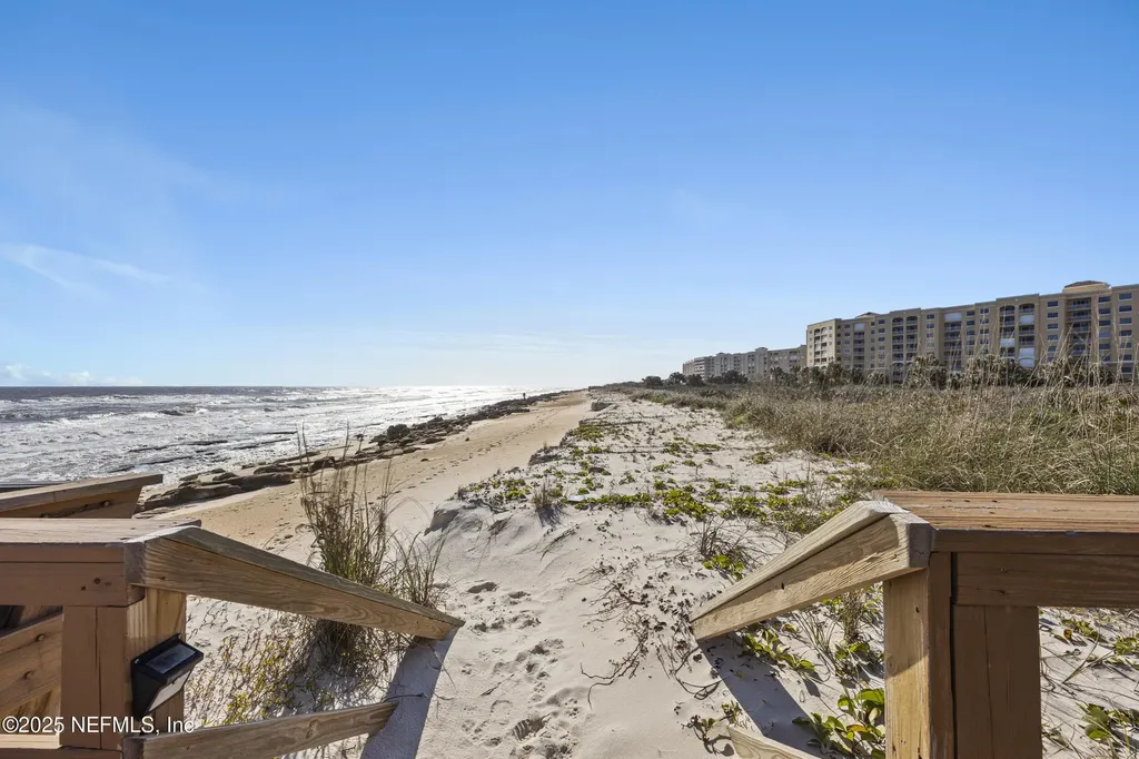 104 Surfview Drive Palm Coast FL 32137