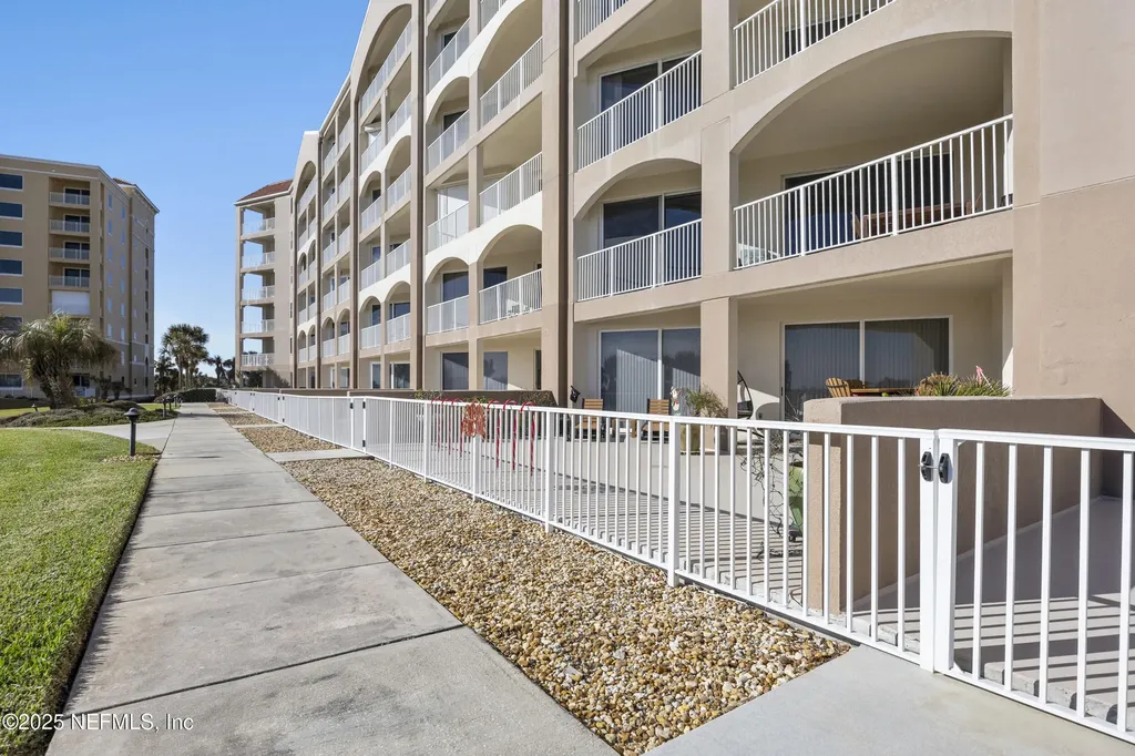 104 Surfview Drive Palm Coast FL 32137