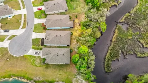 10815 Ventnor Avenue Jacksonville FL 32218