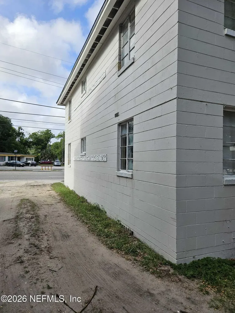 5718 Merrill Road Jacksonville FL 32277