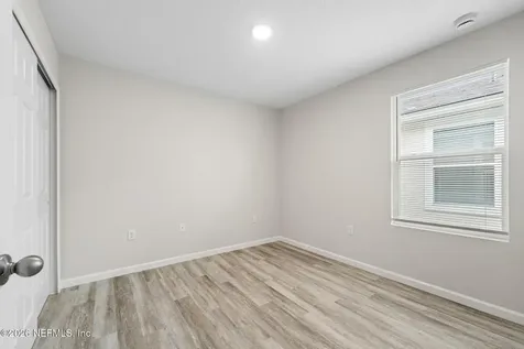1284 Pangola Drive Jacksonville FL 32205