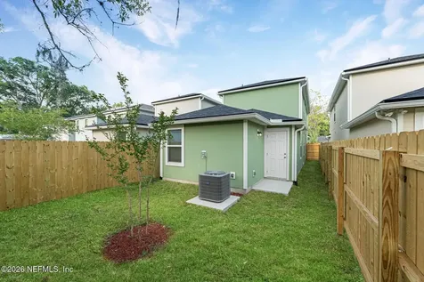 1284 Pangola Drive Jacksonville FL 32205