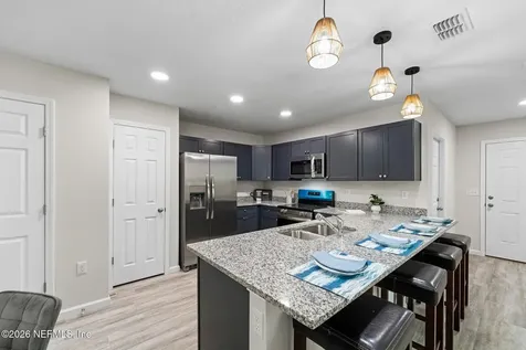 1284 Pangola Drive Jacksonville FL 32205