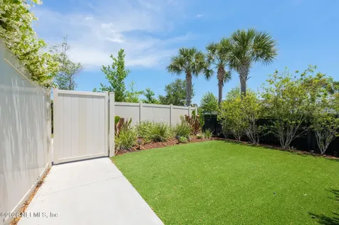 22 Park Center Avenue Ponte Vedra FL 32081