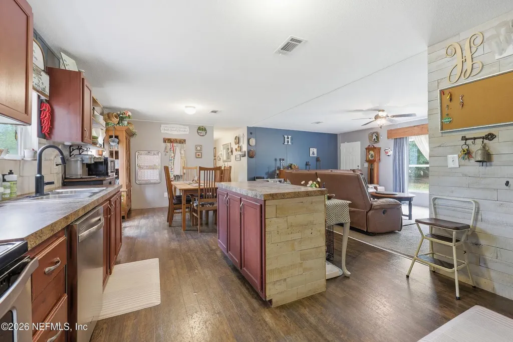 740 Linda Lane Middleburg FL 32068