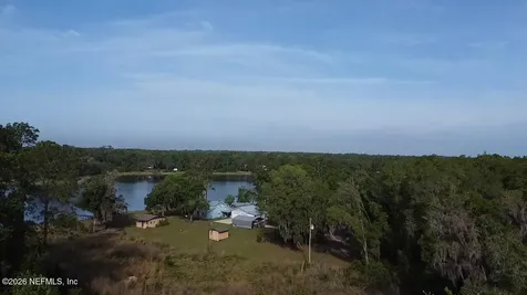 427 N West Street Interlachen FL 32148