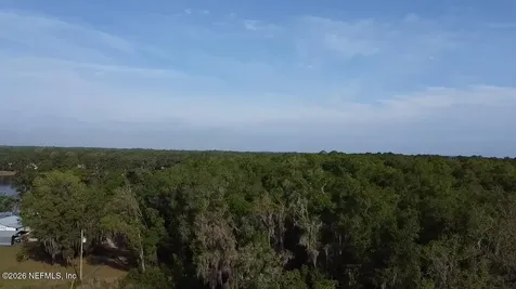 427 N West Street Interlachen FL 32148