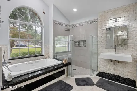 1200 Creekwood Way S Jacksonville FL 32259