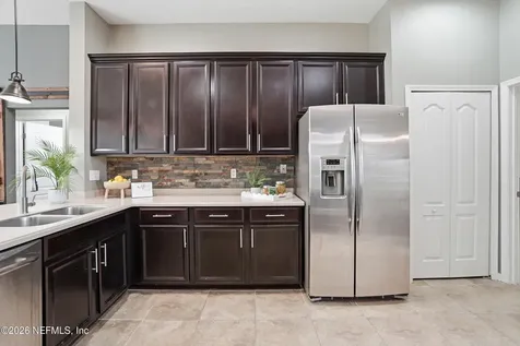 4269 Victoria Lakes Drive W Jacksonville FL 32226