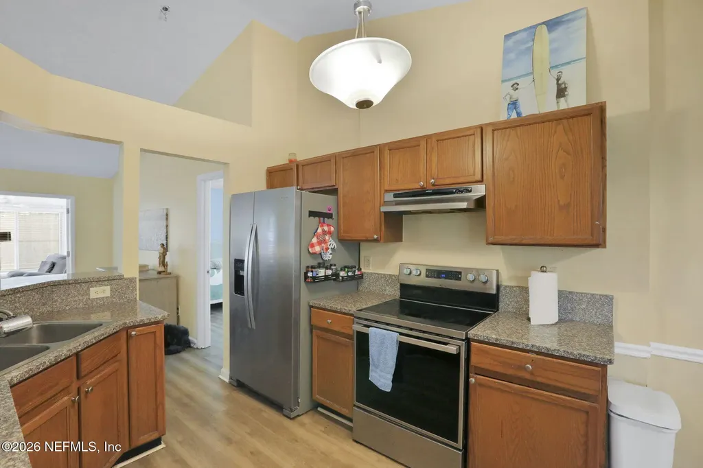 2010 Las Brisas Way W Jacksonville FL 32224