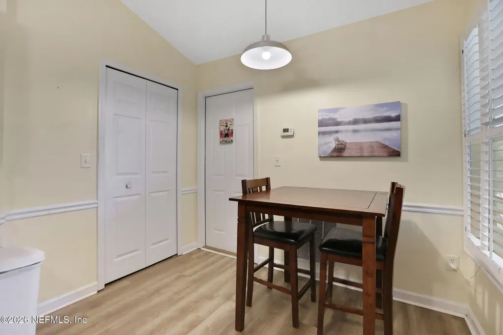 2010 Las Brisas Way W Jacksonville FL 32224