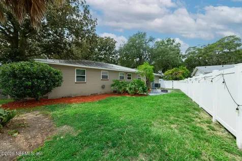 8309 Calento Street Jacksonville FL 32211
