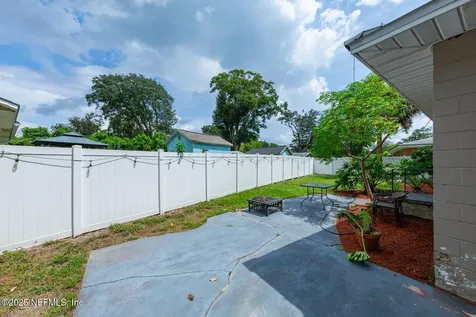 8309 Calento Street Jacksonville FL 32211