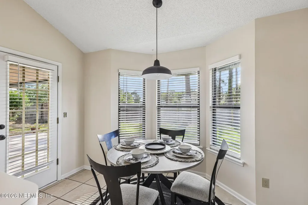 8869 Country Bend Circle Jacksonville FL 32244