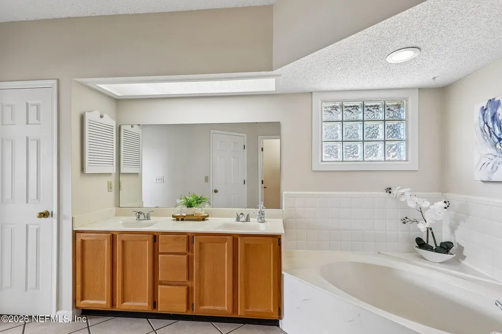 8869 Country Bend Circle Jacksonville FL 32244