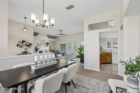 8869 Country Bend Circle Jacksonville FL 32244