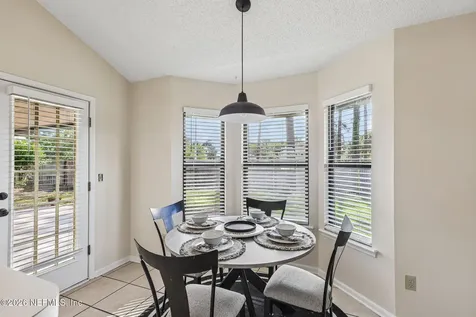 8869 Country Bend Circle Jacksonville FL 32244