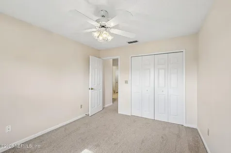 8869 Country Bend Circle Jacksonville FL 32244