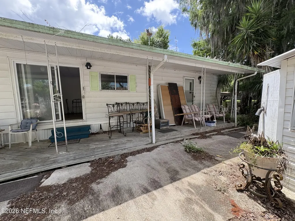 161 Smith Lane Satsuma FL 32189