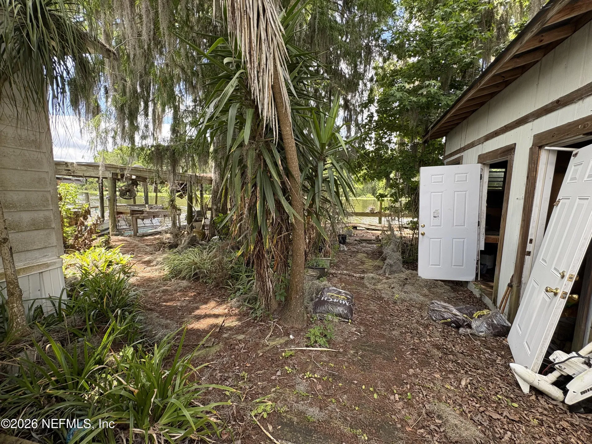 161 Smith Lane Satsuma FL 32189