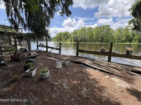 161 Smith Lane Satsuma FL 32189