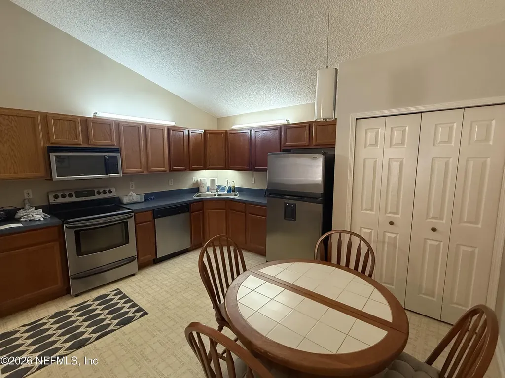 1802 Sheraton Lakes Circle Middleburg FL 32068