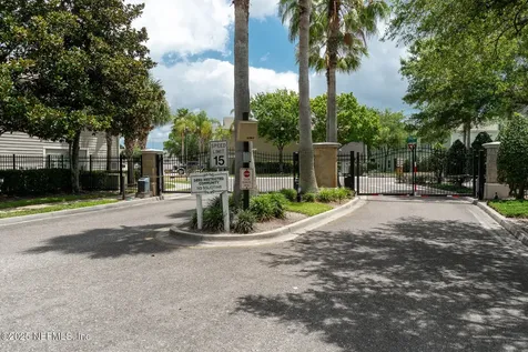 7060 Deer Lodge Circle Jacksonville FL 32256