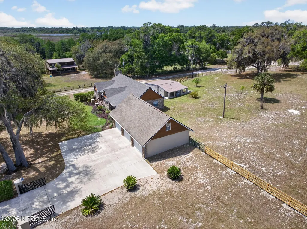 130 Bull Pond Lane Hawthorne FL 32640